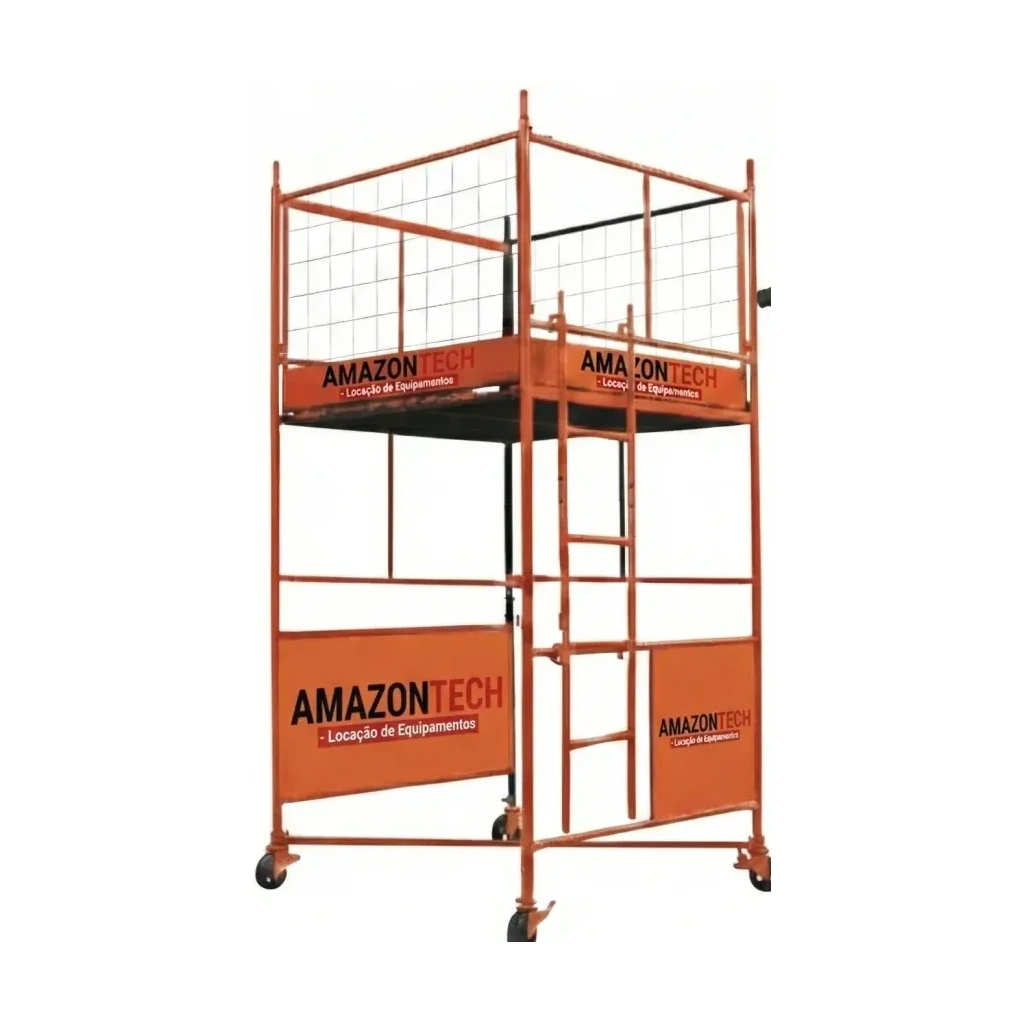 Torre de andaime da Amazontech montada, com plataforma, guarda-corpo e rodízios